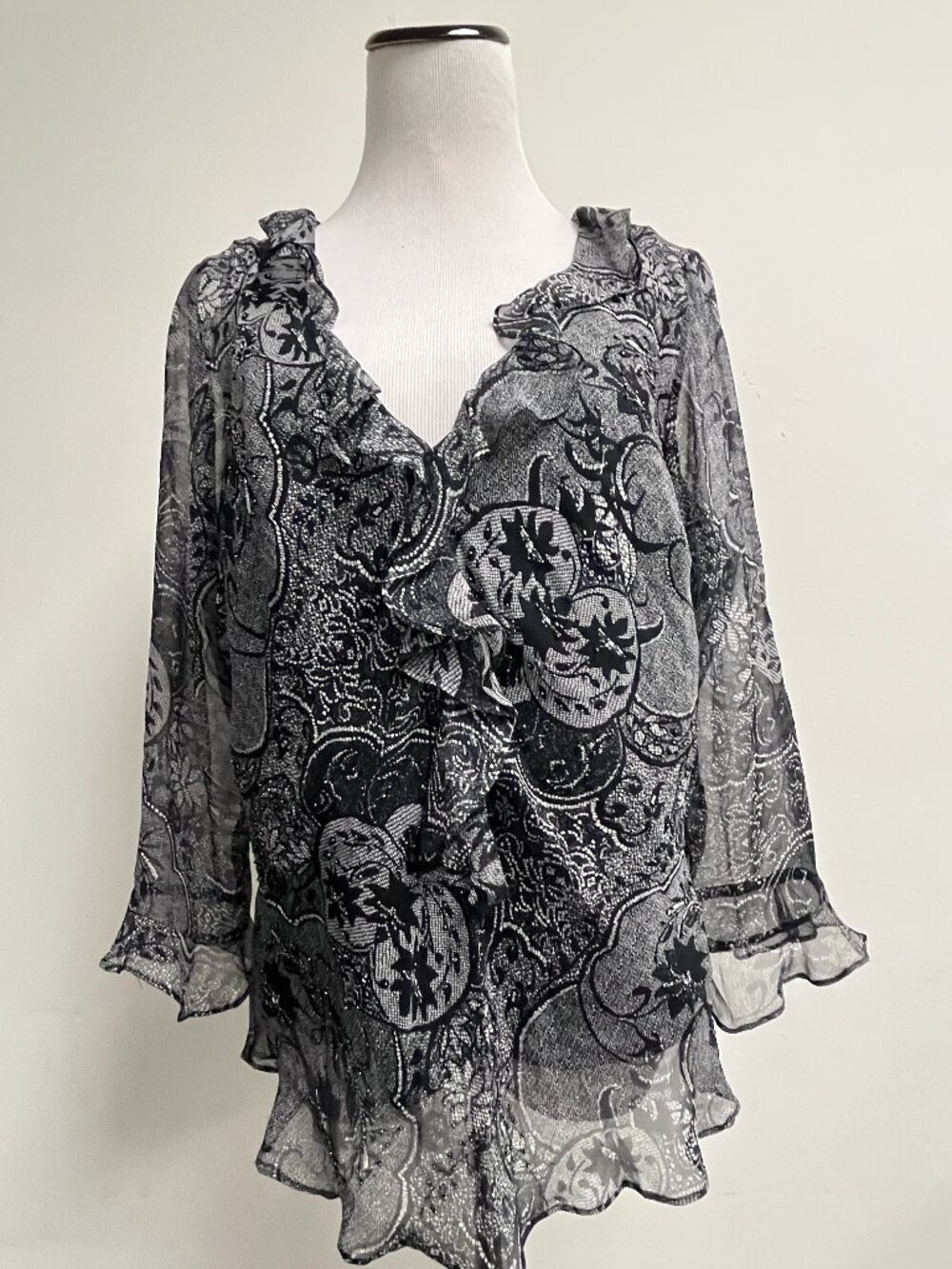 Ice Black floral silk ruffles top XL vintage